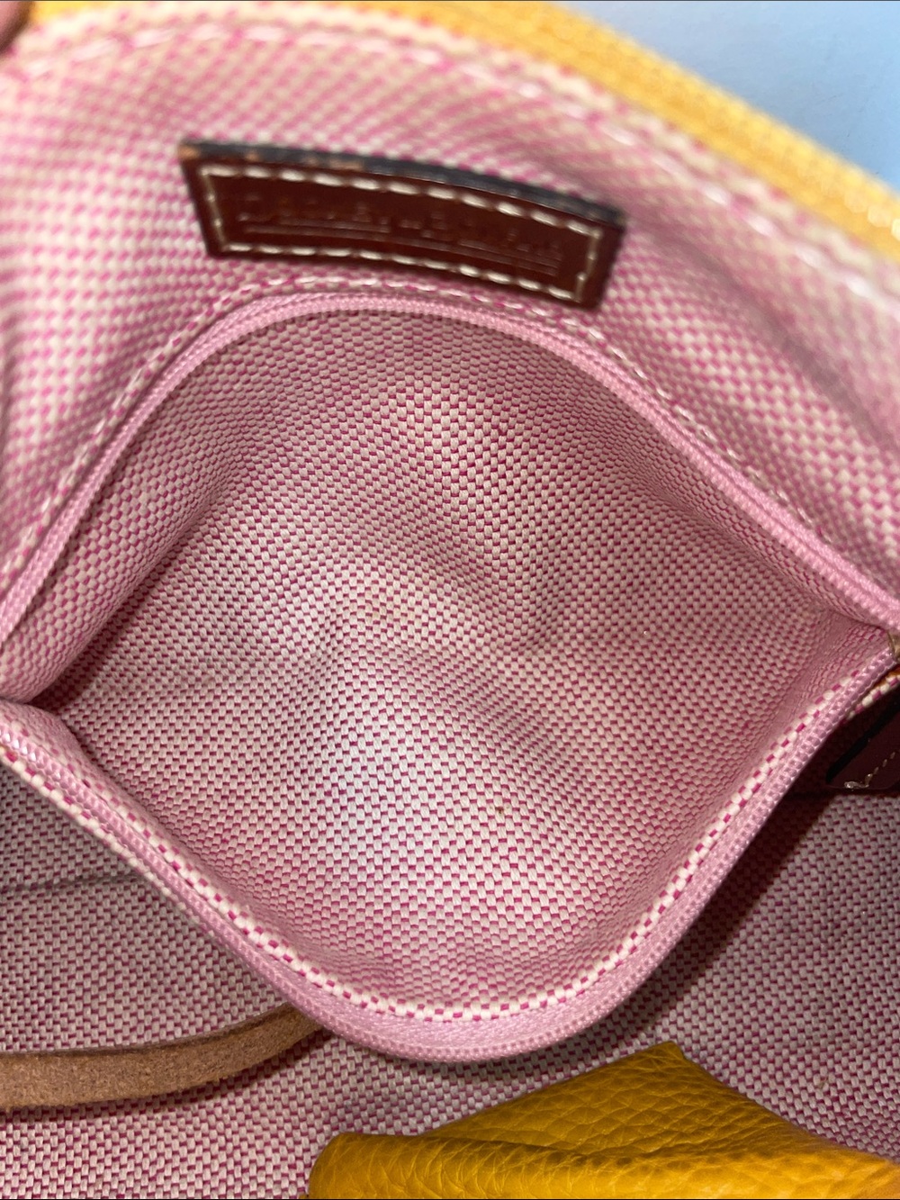 Dooney & Bourke E/W Hobo - Picture 14 of 17